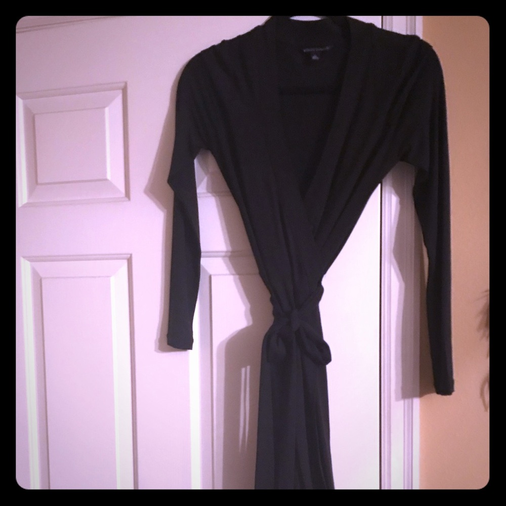Banana Republic Wrap Dress size 6 Ray & Spandex.